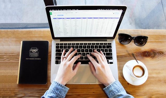 Repararea tastaturii de laptop nefuncționale